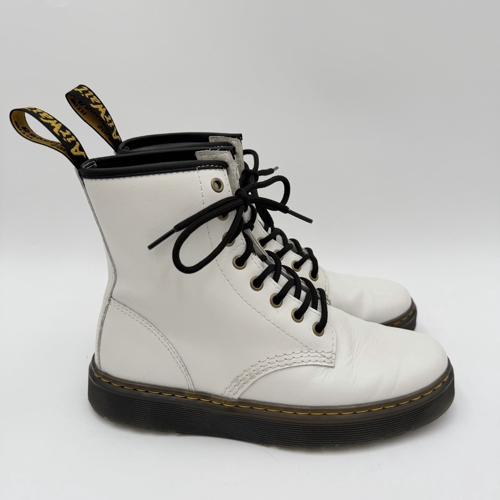 Doc Martens Women's‎ White Leather Zavala 8 Eye Lace Up Combat Boots Size 8
